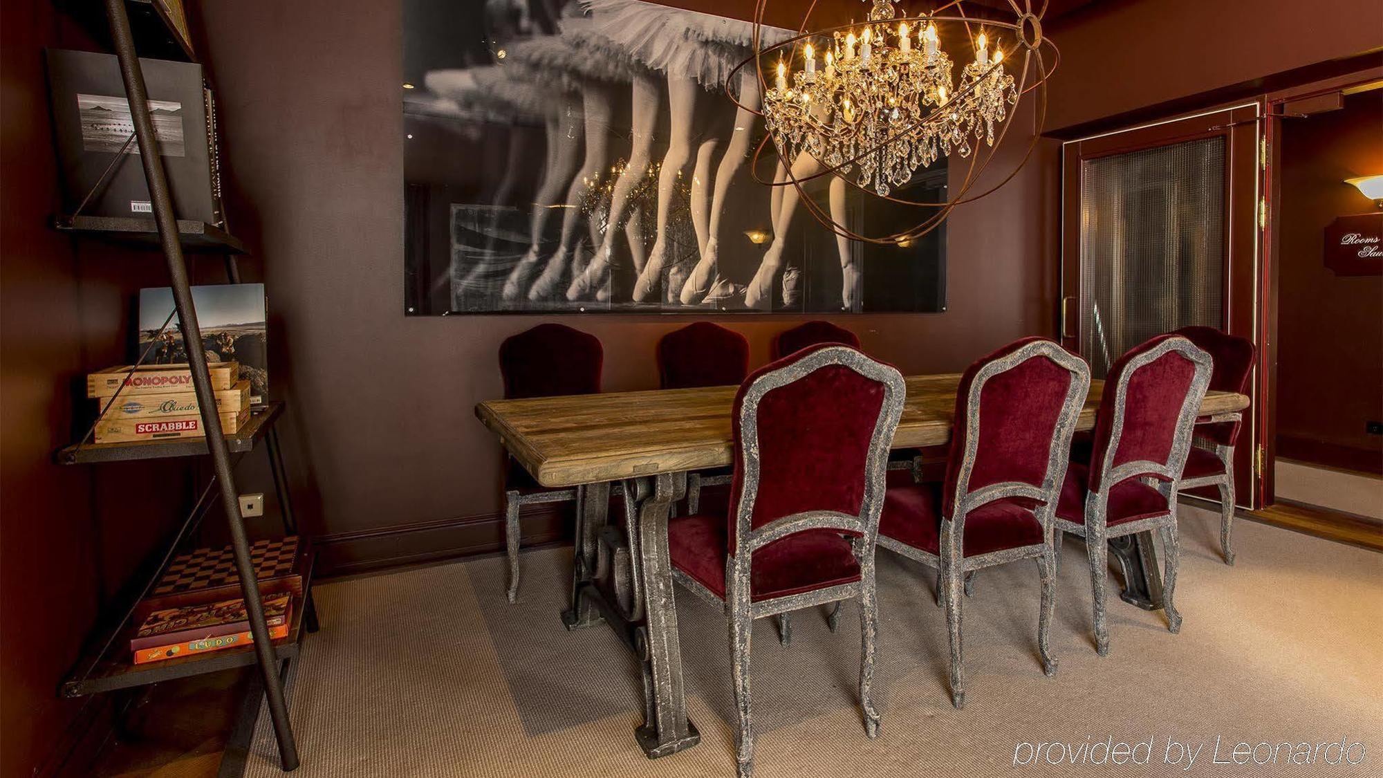 St. Petersbourg Hotel - Small Luxury Hotels Of The World 탈린 외부 사진