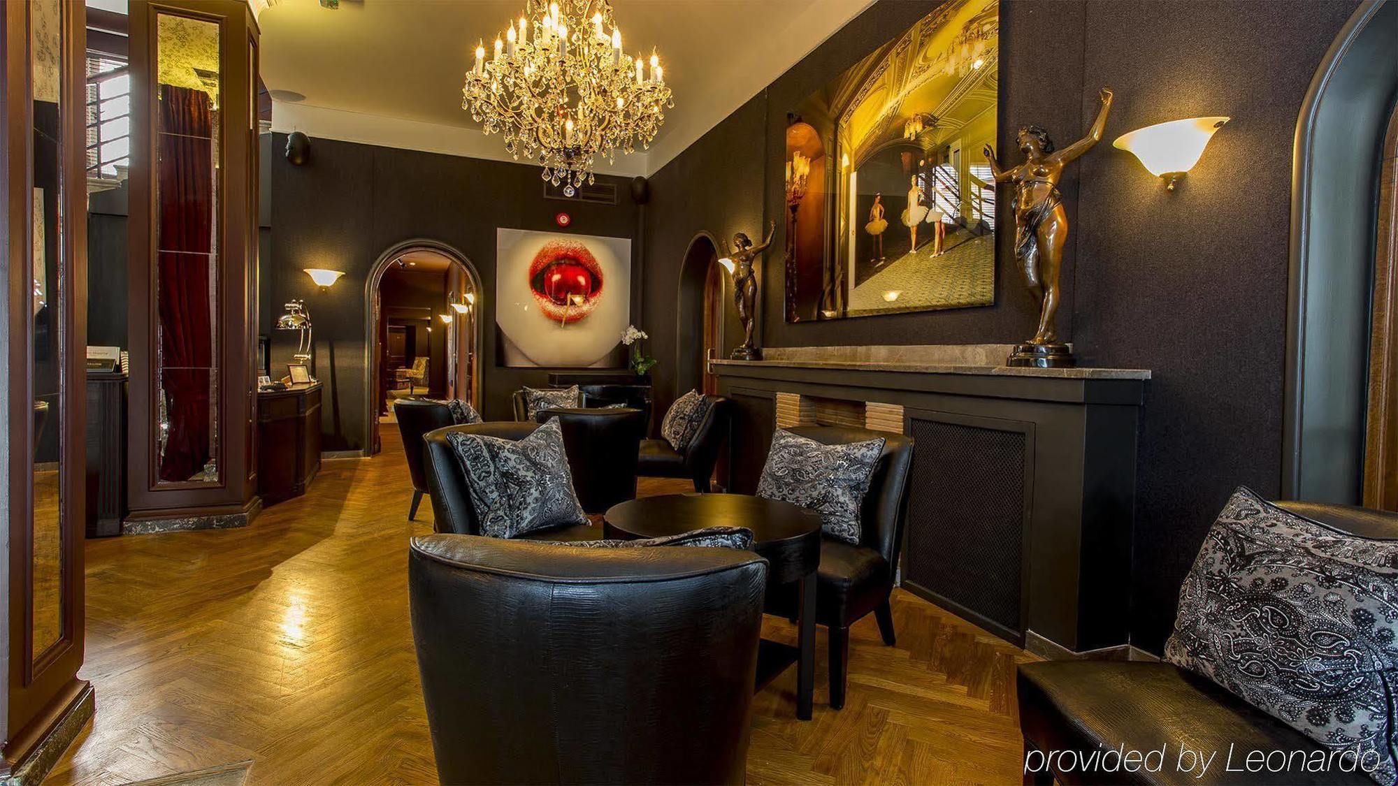 St. Petersbourg Hotel - Small Luxury Hotels Of The World 탈린 외부 사진