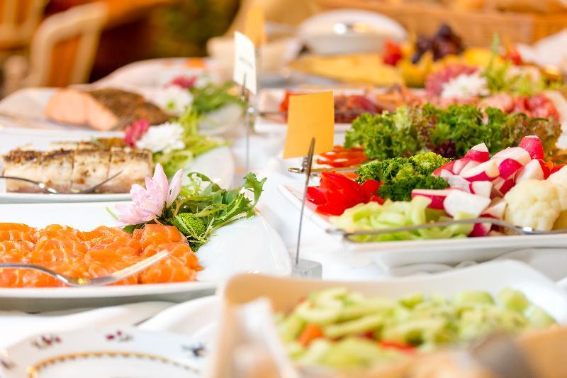 St. Petersbourg Hotel - Small Luxury Hotels Of The World 탈린 외부 사진